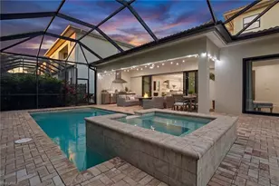 2867 Coco Lakes Dr, Naples, FL 34105 - Photo 37