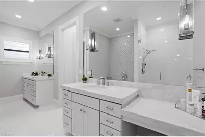 2867 Coco Lakes Dr, Naples, FL 34105 - Photo 13