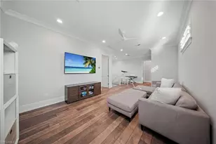 2867 Coco Lakes Dr, Naples, FL 34105 - Photo 25