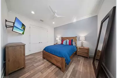 2867 Coco Lakes Dr, Naples, FL 34105 - Photo 21