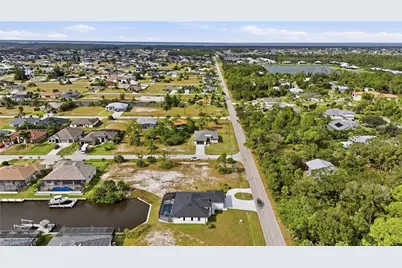 2338 NW 33rd Pl, Cape Coral, FL 33993 - Photo 41