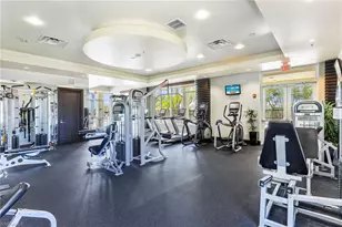 9115 Strada Pl, Naples, FL 34108 - Photo 27