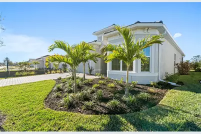 7136 Chapel Creek Ln, North Fort Myers, FL 33917 - Photo 3