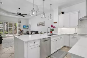 14903 Tybee Island Dr, Naples, FL 34119 - Photo 9