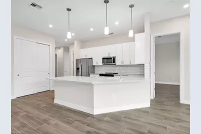 268 Indies Dr E #201, Naples, FL 34114 - Photo 5