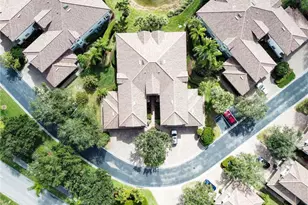 8138 Saratoga Dr, Naples, FL 34113 - Photo 5