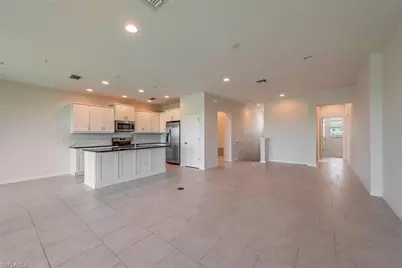 6972 Avalon Cir #1007, Naples, FL 34112 - Photo 3