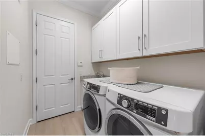 9096 Isla Bella Cir, Bonita Springs, FL 34135 - Photo 17