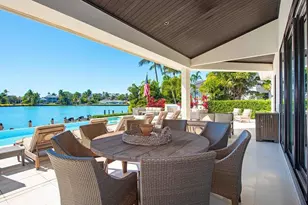 440 Springline Dr, Naples, FL 34102 - Photo 5