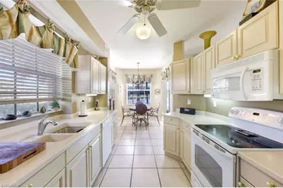 610 Laguna Royale Blvd #1001, Naples, FL 34119 - Photo 11