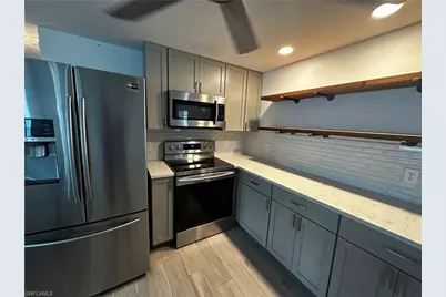 170 Pine Key Ln #13, Naples, FL 34114 - Photo 33