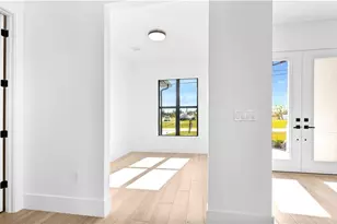 117 NE 5th Terrace, Cape Coral, FL 33909 - Photo 15