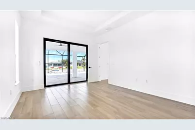 117 NE 5th Ter, Cape Coral, FL 33909 - Photo 17
