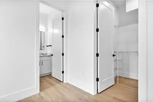 117 NE 5th Terrace, Cape Coral, FL 33909 - Photo 29