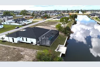 117 NE 5th Ter, Cape Coral, FL 33909 - Photo 49