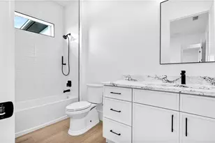 117 NE 5th Terrace, Cape Coral, FL 33909 - Photo 27