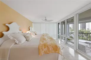 4651 Gulf Shore Blvd N, Naples, FL 34103 - Photo 21