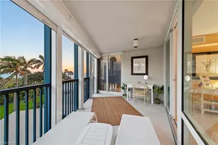 4651 Gulf Shore Blvd N, Naples, FL 34103 - Photo 23