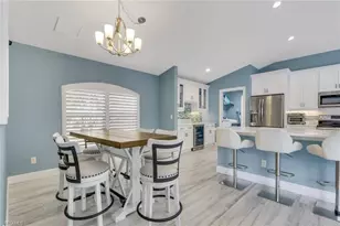 1092 Tivoli Dr, Naples, FL 34104 - Photo 7