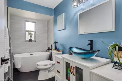 2667 River Reach Dr, Naples, FL 34104 - Photo 19