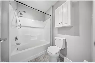 286 Leawood Cir, Naples, FL 34104 - Photo 11