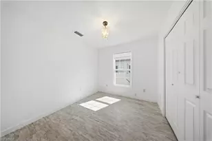 286 Leawood Cir, Naples, FL 34104 - Photo 13