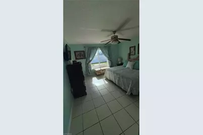 913/915 Mohawk Pkwy, Cape Coral, FL 33914 - Photo 5