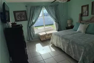 913/915 Mohawk Parkway, Cape Coral, FL 33914 - Photo 5