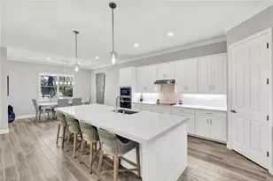 28007 Kerry Ct, Bonita Springs, FL 34135 - Photo 7