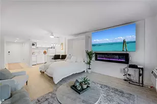 5 Bluebill Ave, Naples, FL 34108 - Photo 9