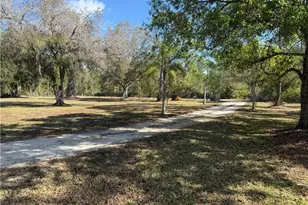 13440 Cherokee Rd, Fort Myers, FL 33913 - Photo 5