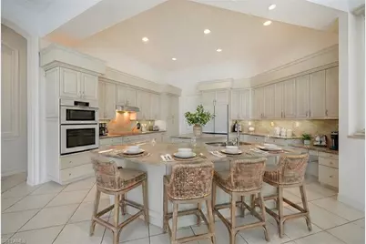 2341 Cheshire Ln, Naples, FL 34109 - Photo 3