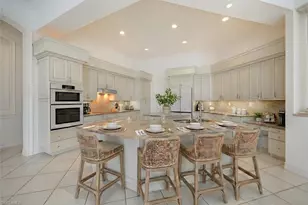 2341 Cheshire Ln, Naples, FL 34109 - Photo 3