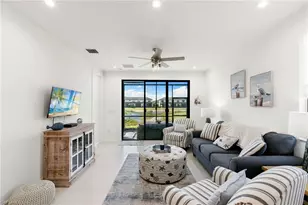 7437 Rockefeller Dr, Naples, FL 34119 - Photo 9