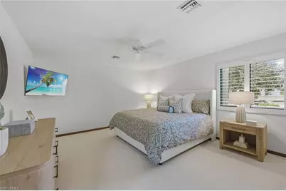 9 Las Brisas Way #10, Naples, FL 34108 - Photo 15