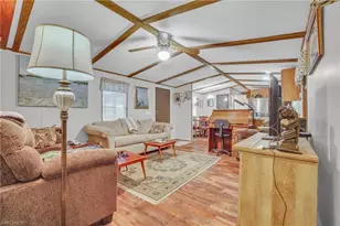 33 Plantation Dr, Everglades City, FL 34139 - Photo 13