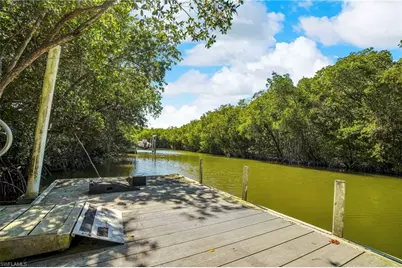 33 Plantation Dr, Everglades City, FL 34139 - Photo 5