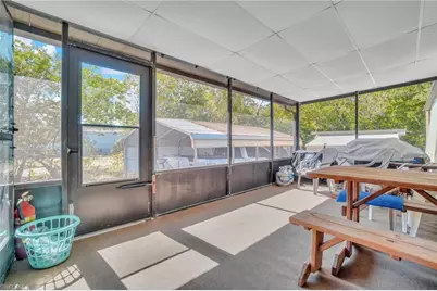 33 Plantation Dr, Everglades City, FL 34139 - Photo 11