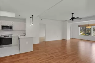 201 Arbor Lake Dr, Naples, FL 34110 - Photo 7