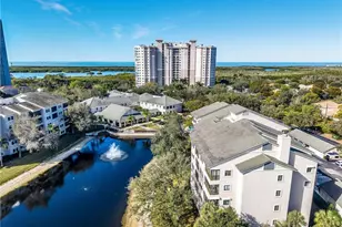 201 Arbor Lake Dr, Naples, FL 34110 - Photo 27