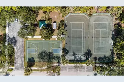 2020 Tarpon Bay Dr N #101, Naples, FL 34119 - Photo 23