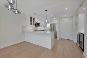 13 High Point Cir N, Naples, FL 34103 - Photo 5