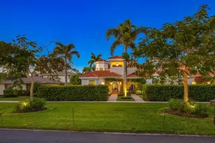 425 2nd Ave S, Naples, FL 34102 - Photo 37