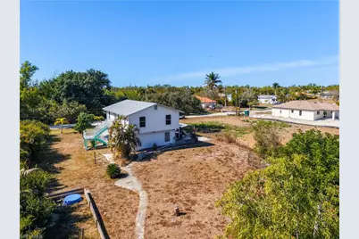 8628 Yukon Ct, Saint James City, FL 33956 - Photo 21