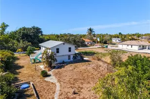 8628 Yukon Ct, Saint James City, FL 33956 - Photo 21