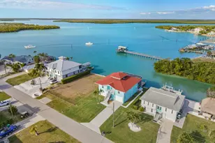 105 Pago Pago Dr W, Naples, FL 34113 - Photo 1