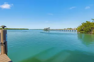 105 Pago Pago Dr W, Naples, FL 34113 - Photo 35