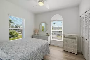 105 Pago Pago Dr W, Naples, FL 34113 - Photo 17
