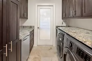 27080 Flossmoor Dr, Bonita Springs, FL 34135 - Photo 29