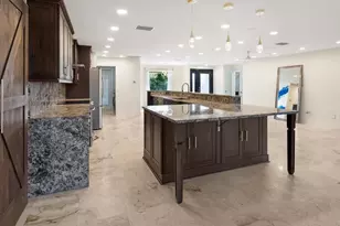 27080 Flossmoor Dr, Bonita Springs, FL 34135 - Photo 15